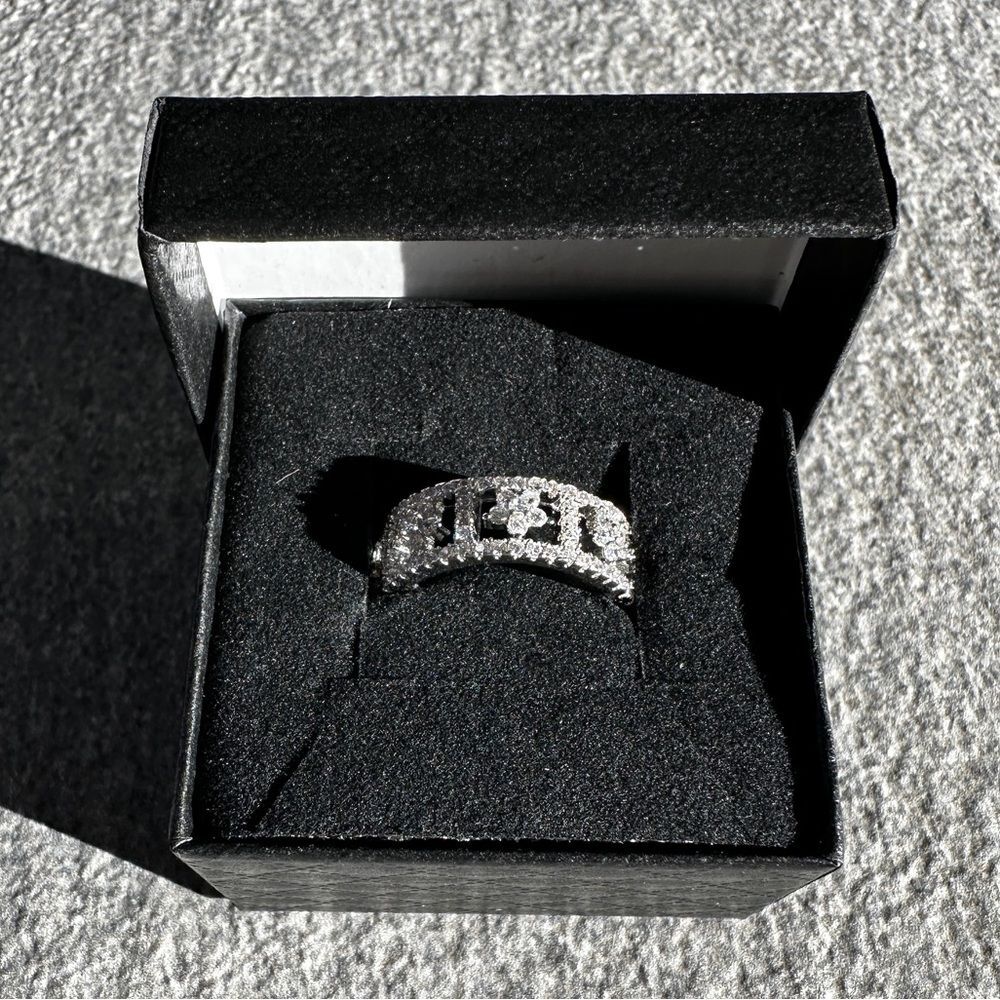 NEW Dazzling CZ Star Ring 18K White Gold (silver-tone) Celestial Cosmic Sz 7.75 - Picture 11 of 11